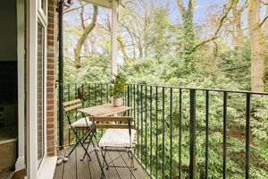 Photo 9- click for photo gallery